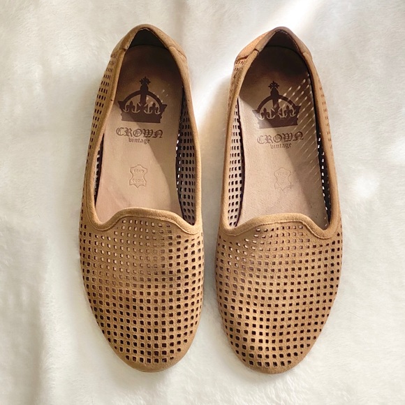 Crown Vintage Shoes - Crown Vintage Perforated Tan Suede Loafers Size 7